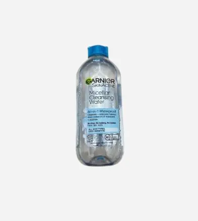[008] Agua micelar de Garnier