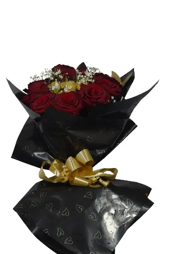 [010] Ramo de rosas y bombones ferreros